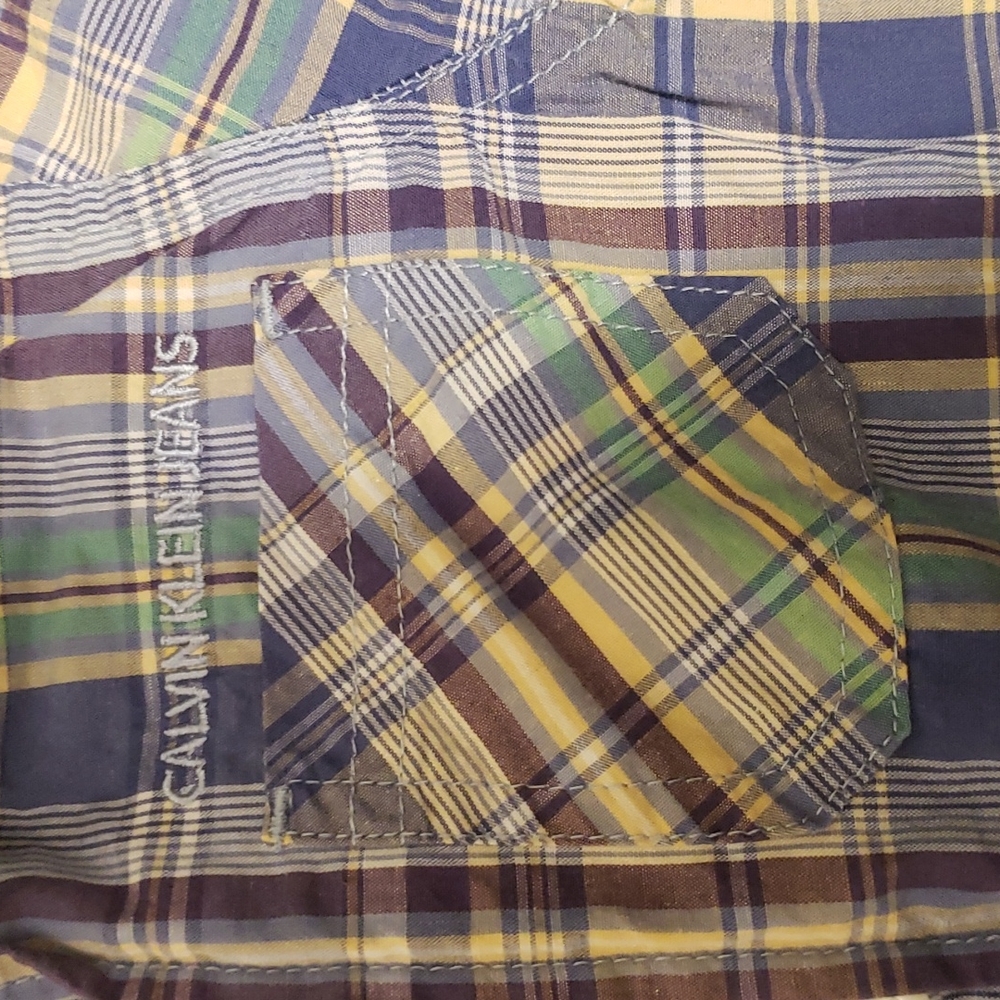 Calvin Klein button up - Picture 2 of 2